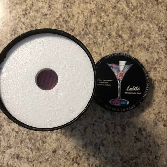 NWT Lolita Shopaholic Too Hand Painted Martini Glass in Original Box - Picture 15 of 15